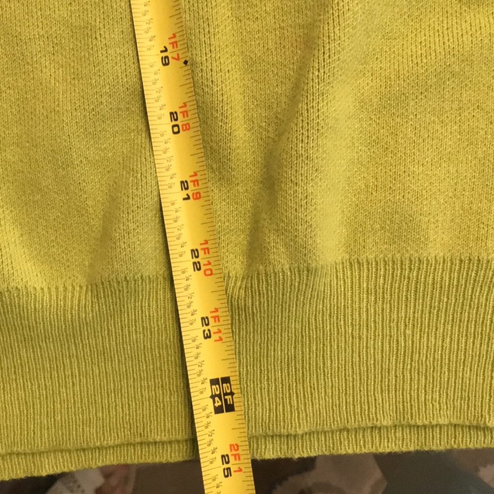 NWOT SWEATER KIWI COLOR. The original plastic bag the color is called GORGEO. 💗 - Picture 10 of 10